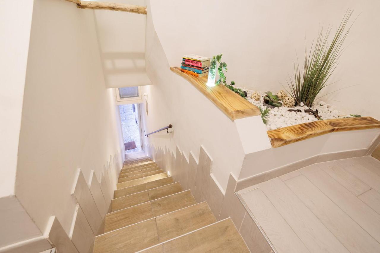 Legno Suite By HouseinNapels Buitenkant foto